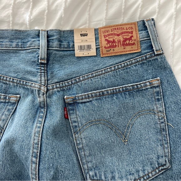 Levis 501 jeans 
Size 30 - Picture 4 of 4
